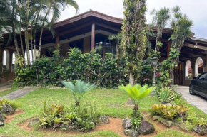 Casa 30 m da praia,condomínio Tenório